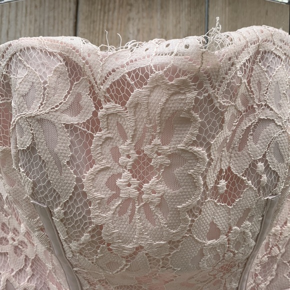 bebe Strapless Lace and Feather Dress in Pink and White - Picture 4 of 13